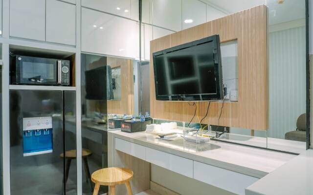 Exclusive 1BR at Puri Orchard Apartment in Strategic Location