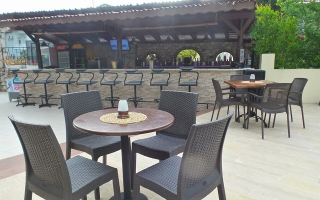 Unlu Hotel