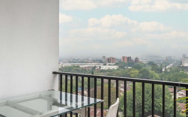 w Spectacular 1BR With Terrace at Poblado