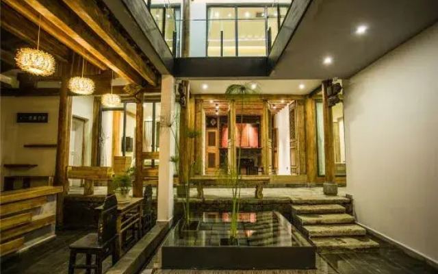 Heshun Maohong Shanju Inn
