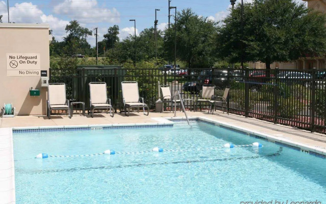 Hampton Inn & Suites Alexandria