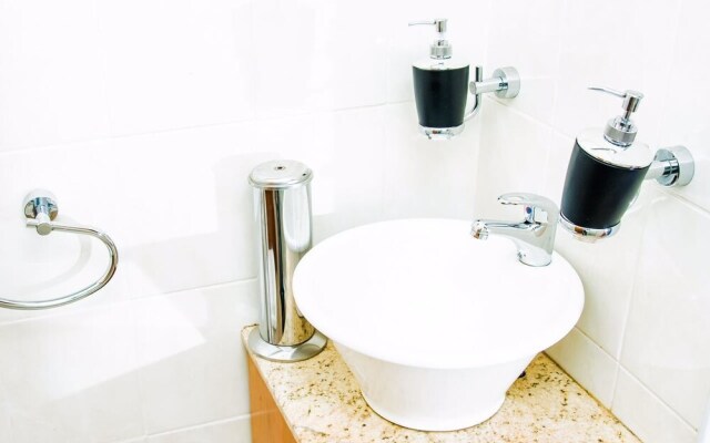 Ui Elemea Suites