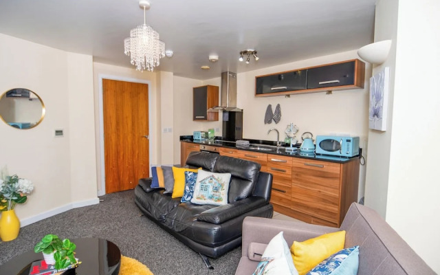 City Centre Location-family Friendly-free Parking