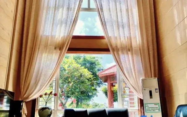 Zhaoqing Xinghu Villa