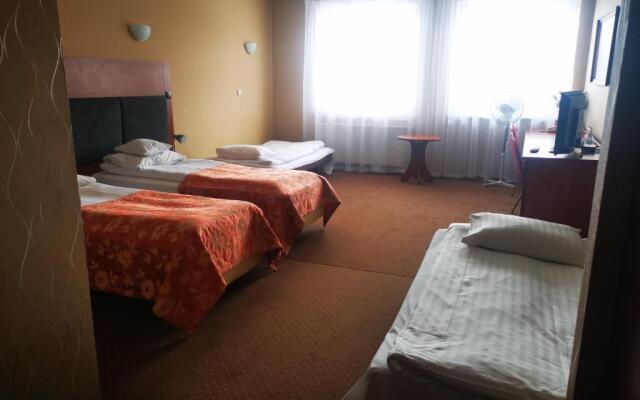 Hotel i Restauracja Bona