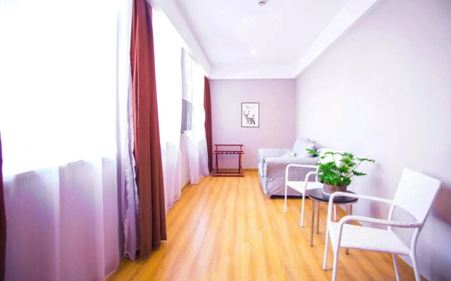 Elan Inn Changzhou Dinosaur Park Hotel