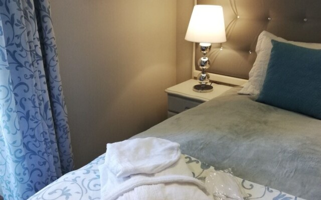 Village Knights Accommodation