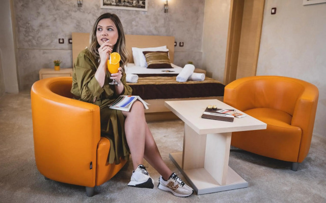 Euro Garni Hotel