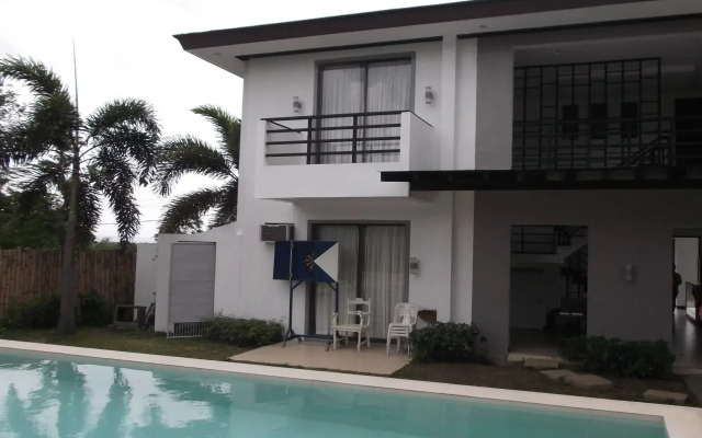 Amansinaya Resort