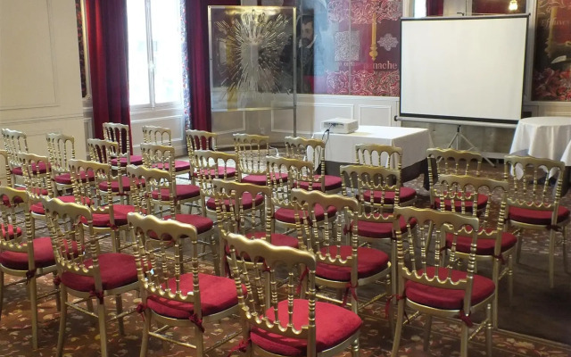 Hotel & Spa Le Grand Monarque, Best Western Premier Collection