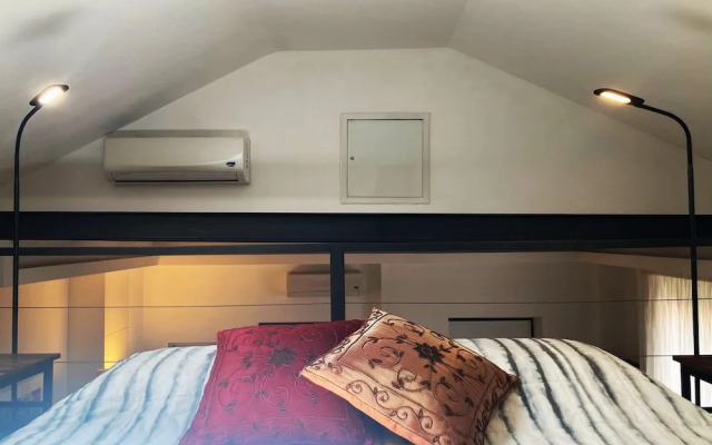 cozy and Bright Flat in Isola- Pergola 4