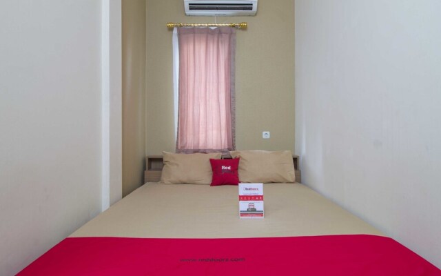 RedDoorz near Setiabudi One