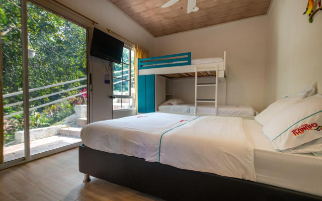 Chunuu Hostal y Glamping Minca