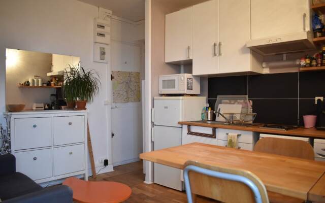 Cosy Studio Apartment in Paris 14th