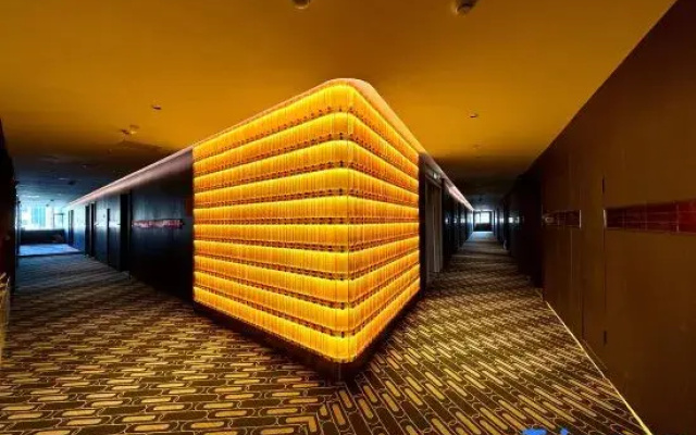 Huayuanli Hotel (Zhongjing Avenue Yisheng Cultural Park)