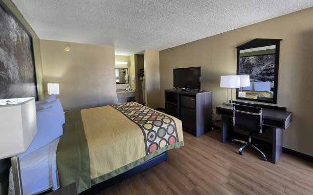 Super 8 by Wyndham Arkadelphia Caddo Valley Area