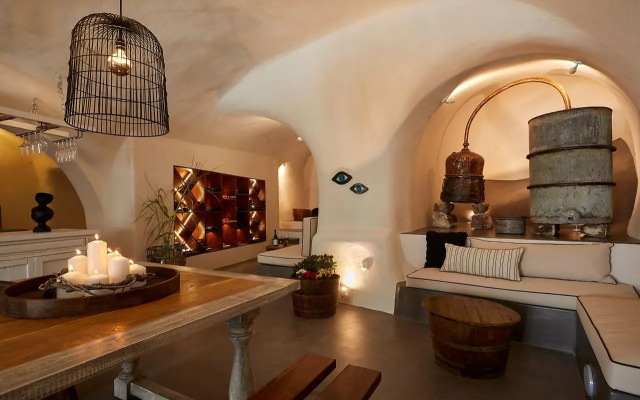 Arxegono Cave Houses Santorini