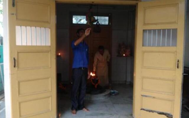 Gayatri Resorts