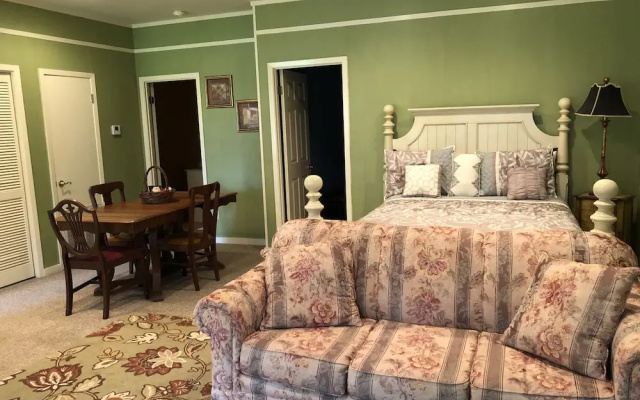 Loyd Hall Plantation