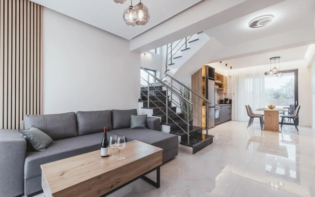 Villa Infinity Theo With 4 Bedrooms and 4 Bathrooms