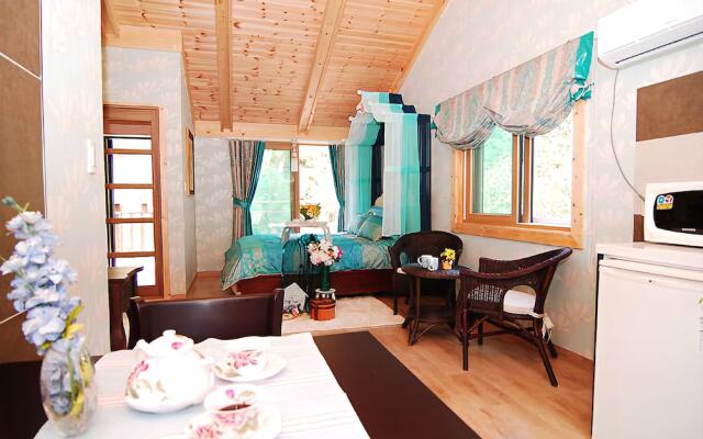 Yangpyeong Sigyekkot Pension