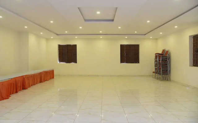 Oyo 2237 Hotel Krishnam Dhani
