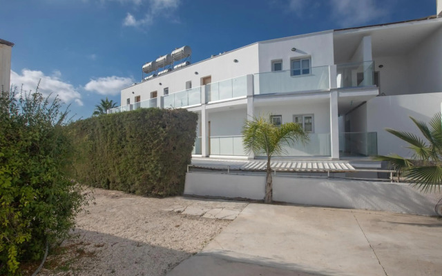 Pavlinia Hotel Apartments