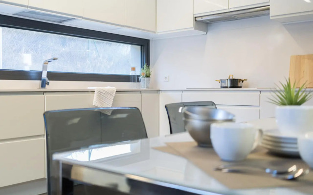 El Soto de Sojuela Luxury Chalet, Golf&Bosque