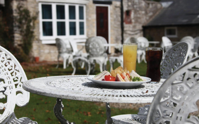 The Jersey Arms Hotel, Sure Collection by Best Western