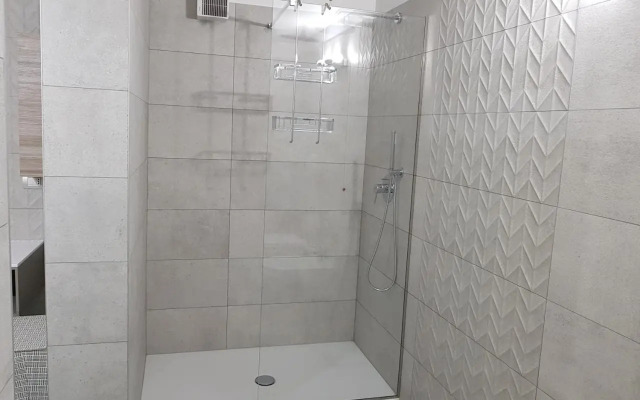 Luxury Apartments Beauty Gardens