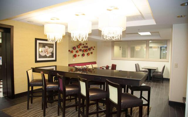 Hampton Inn & Suites Alpharetta Roswell