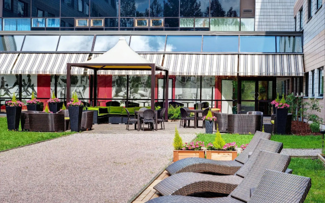 Holiday Inn Helsinki - Vantaa Airport by IHG