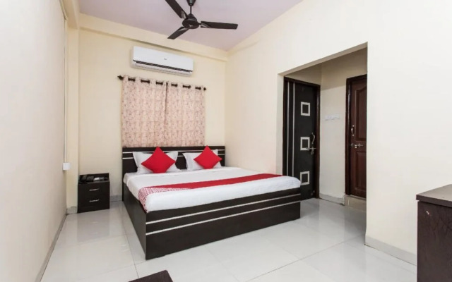 OYO 19316 Hotel Mahati