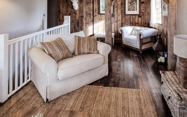 The Threshing Barn at Penrhos Court