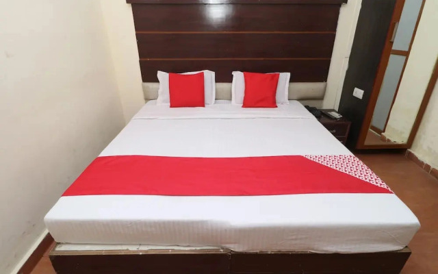 Golden View Hotel by OYO Rooms