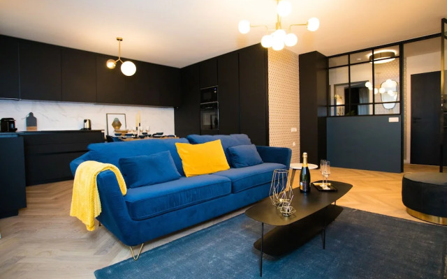 Luxury Apartment in Disneyland