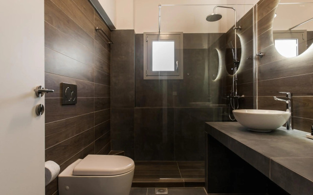 Stellar 3BR Apartment with Balcony by UPSTREET