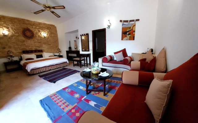 Hayat Zaman Hotel & Resort