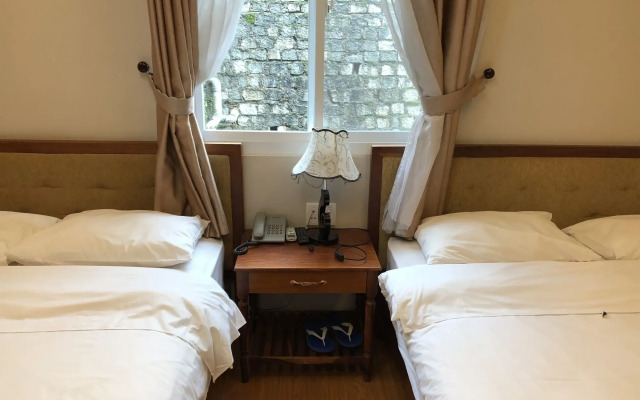 Dreams Hotel