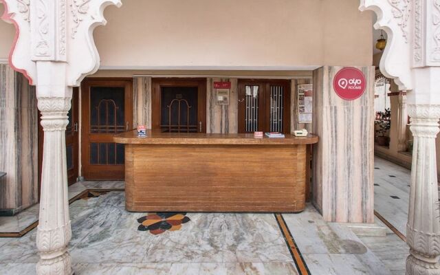 OYO 8040 Hotel Ananta Inn