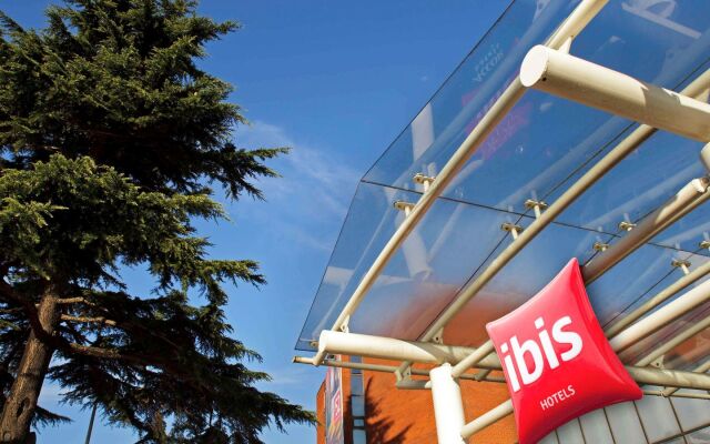 ibis London Heathrow Airport