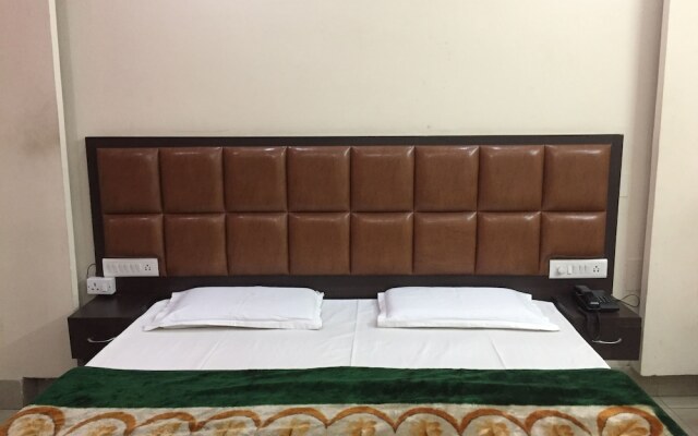 Hotel New Karan