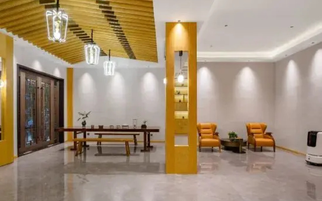 Yiwu Wanyue International Hotel (Airport Railway Station)