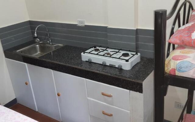 Screaming Gecko Hostel Air-Con