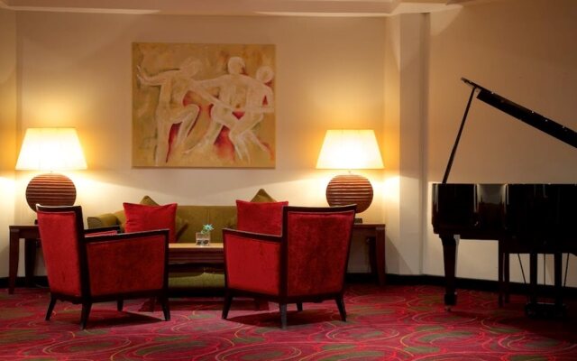 Riverside Lodge Hotel