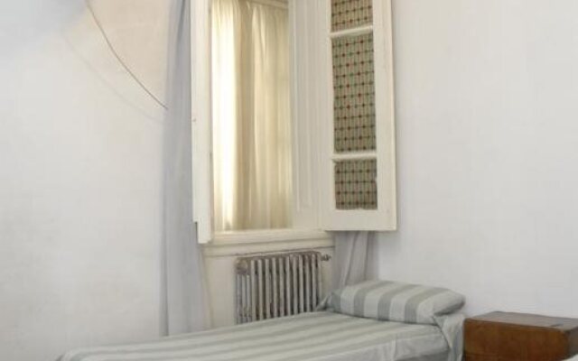 Hotel Aries