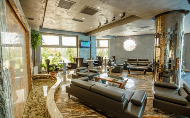 Green City Resort