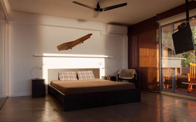 Saronida Summer Studio
