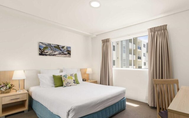 Quality Suites Pioneer Sands