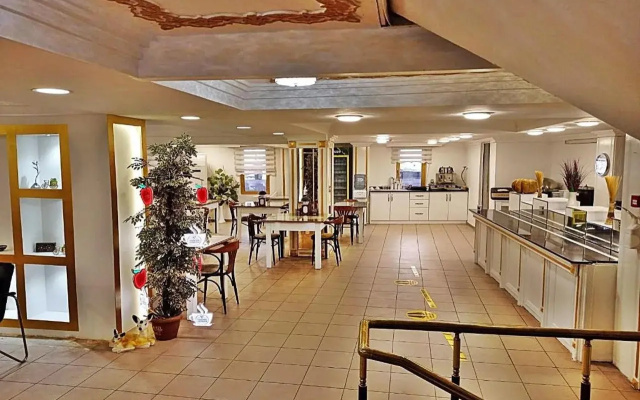 Yilmazel Hotel